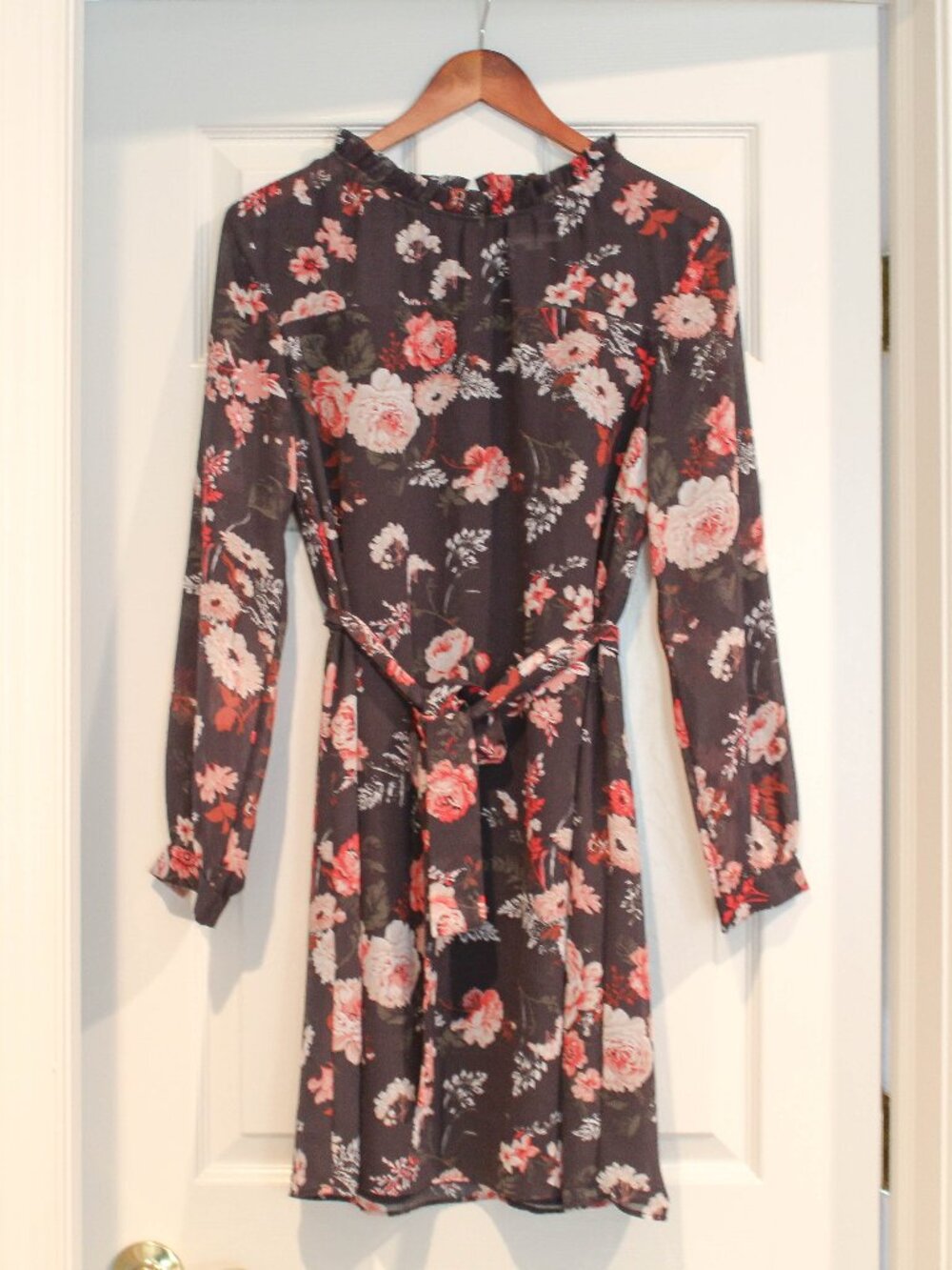 LOFT Floral Ruffle Neck Long Sleeve Belted Shift Dress - Black/Pink Multi Size 2